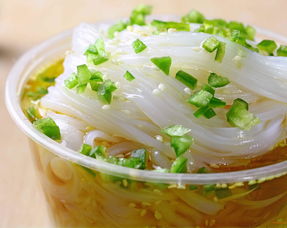 餐飲產(chǎn)業(yè)鏈中的核心角色 批發(fā)商、生產(chǎn)商、供應(yīng)商與現(xiàn)代化管理